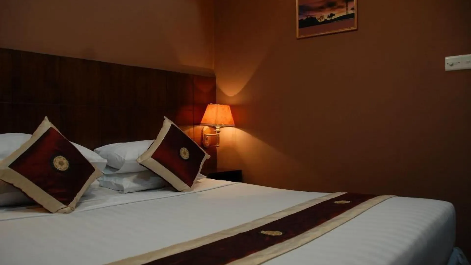 Hotel Shwe Gone Daing, Yangón