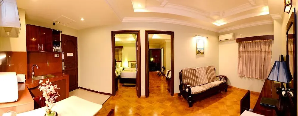 Hotel Shwe Gone Daing, Yangón 3*,